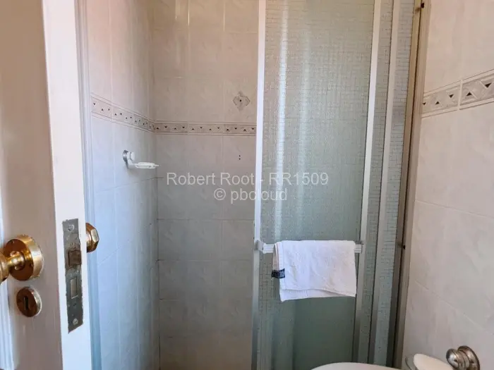 5 Bedroom House to Rent in Gunhill