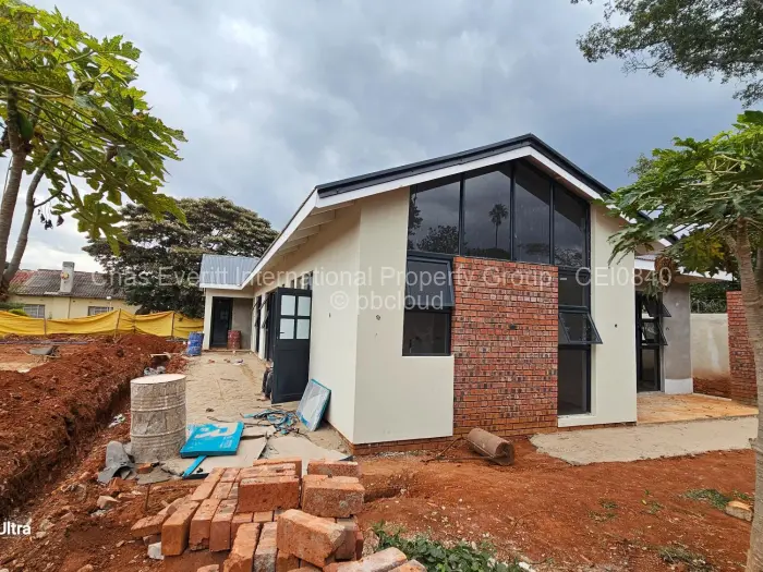 Townhouse/Cluster for Sale in Mount Pleasant, Harare