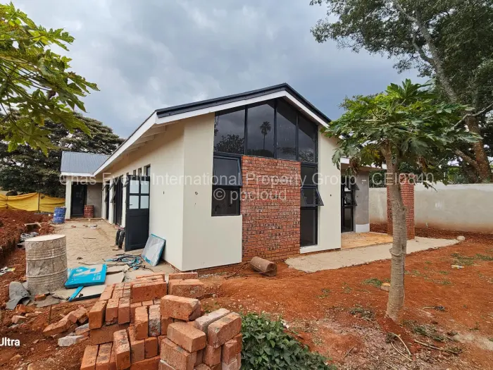 Townhouse/Cluster for Sale in Mount Pleasant, Harare