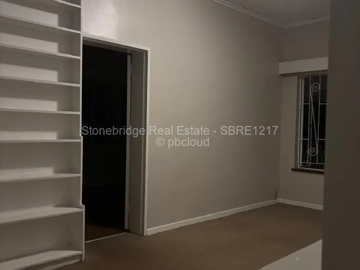 6 Bedroom House to Rent in Highlands, Harare