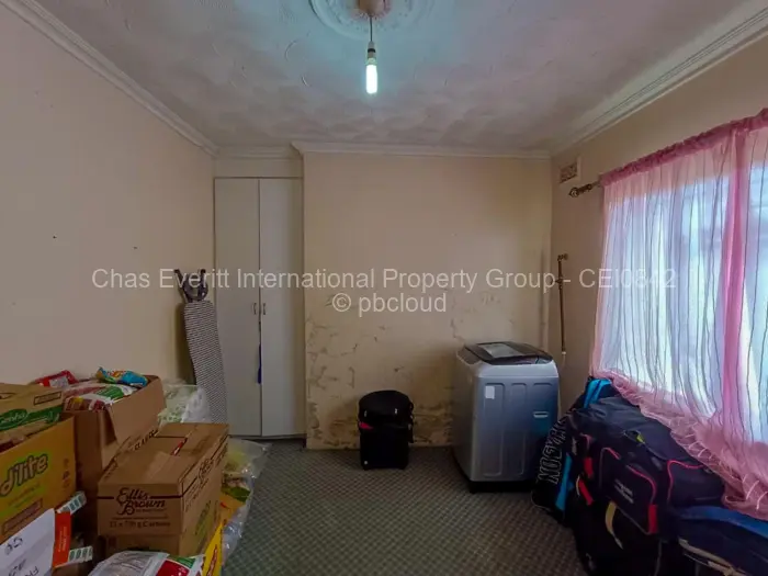4 Bedroom House for Sale in Zimre Park, Harare