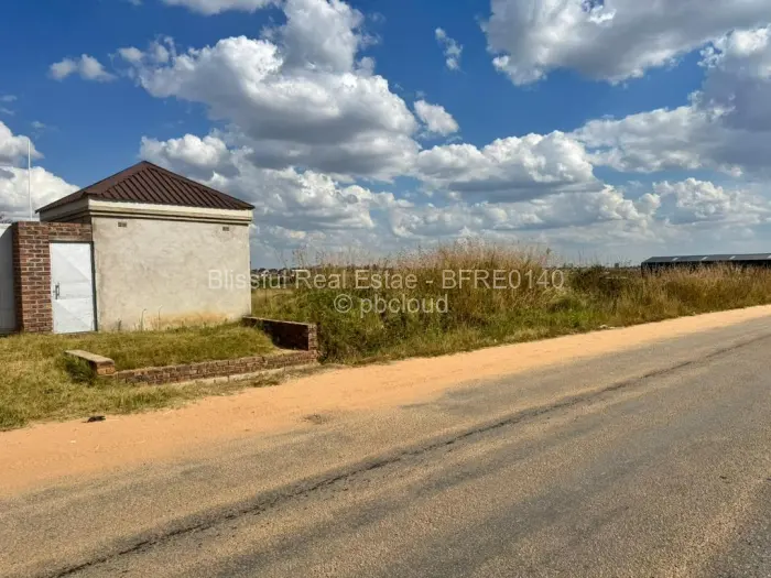 Industrial Stand for Sale in Damofalls, Damofalls