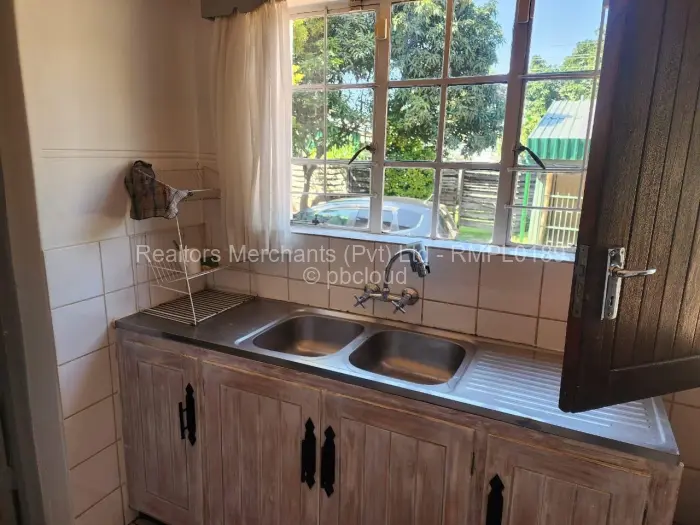 3 Bedroom House to Rent in Eastlea