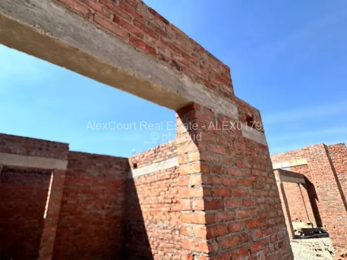 Townhouse/Cluster for Sale in Greencroft, Harare