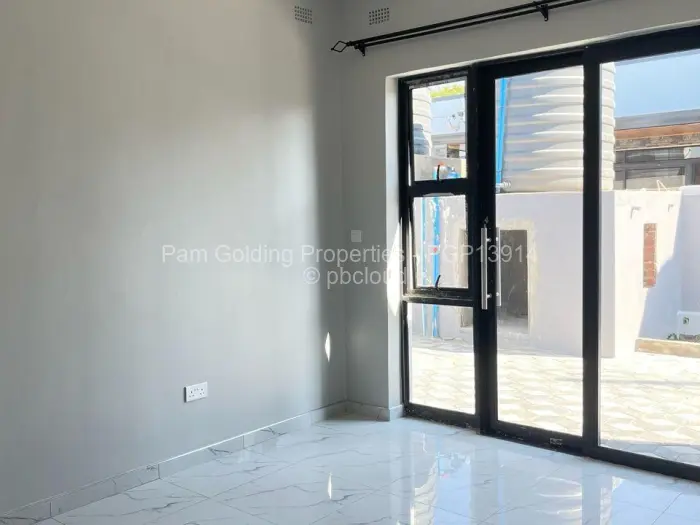 Townhouse/Cluster to Rent in Arlington