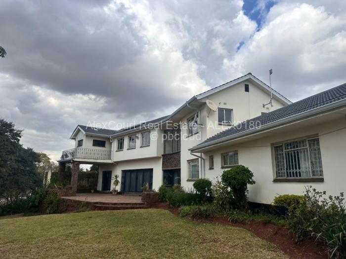 6 Bedroom House for Sale in Cold Comfort, Harare