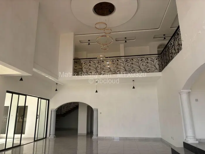 Townhouse/Cluster for Sale in Borrowdale, Harare