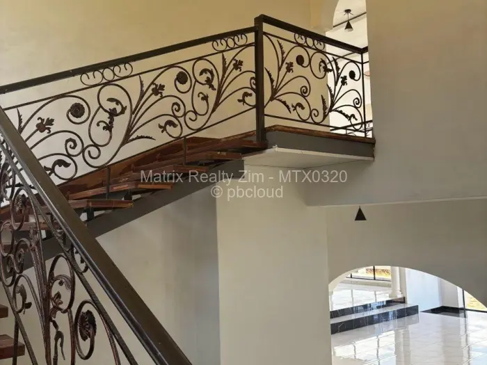 Townhouse/Cluster for Sale in Borrowdale, Harare