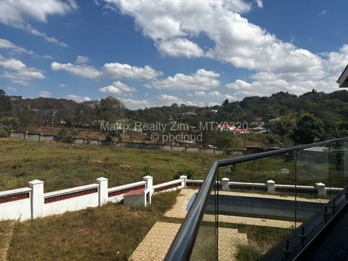Townhouse/Cluster for Sale in Borrowdale, Harare
