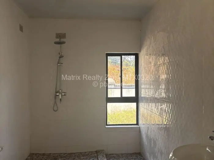 Townhouse/Cluster for Sale in Borrowdale, Harare