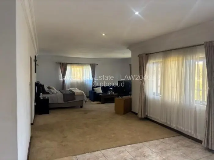 10 Bedroom House for Sale in Borrowdale Brooke, Harare