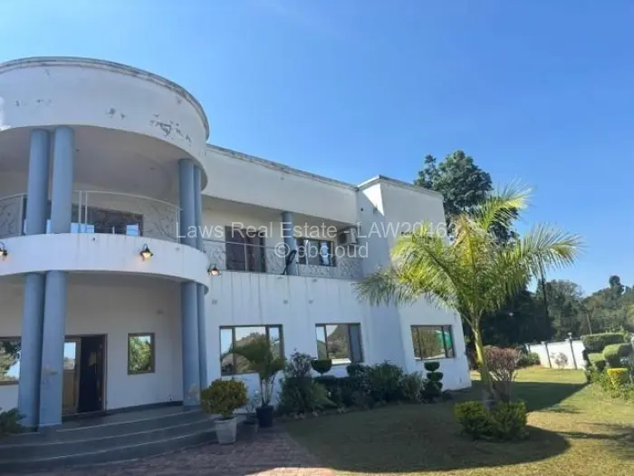 10 Bedroom House for Sale in Borrowdale Brooke, Harare
