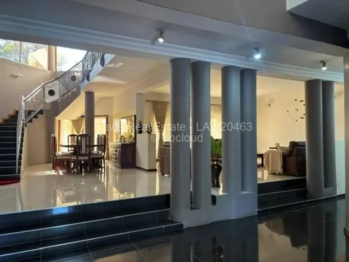 10 Bedroom House for Sale in Borrowdale Brooke, Harare