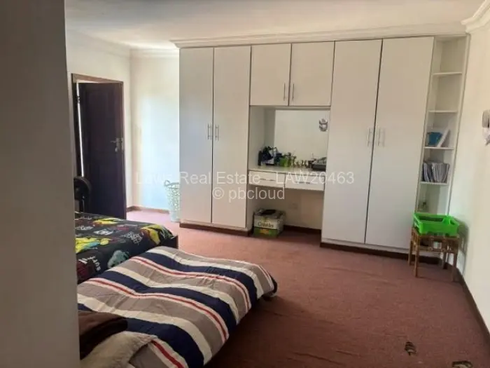 10 Bedroom House for Sale in Borrowdale Brooke, Harare