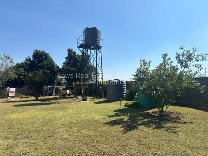 10 Bedroom House for Sale in Borrowdale Brooke, Harare