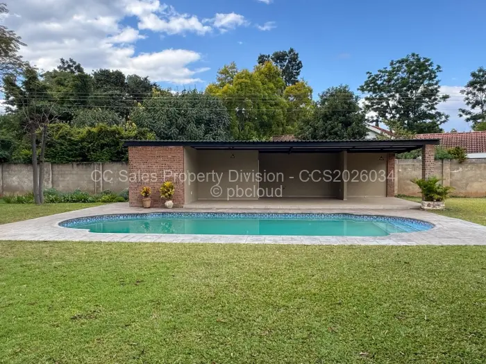 3 Bedroom House for Sale in Kumalo, Bulawayo