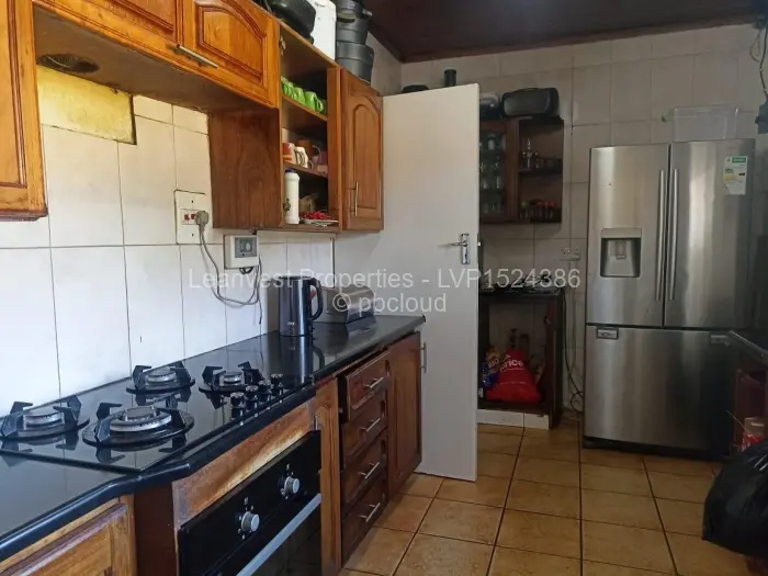 3 Bedroom House for Sale in Bluff Hill, Harare