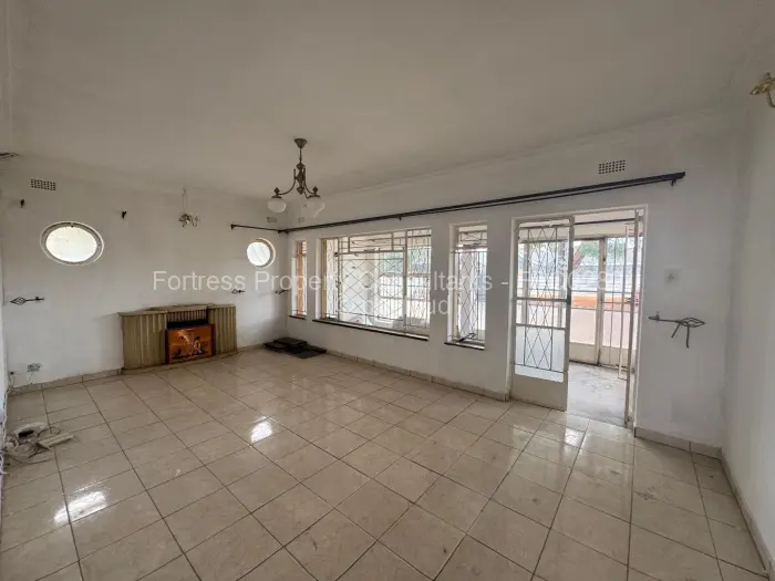 3 Bedroom House to Rent in Braeside