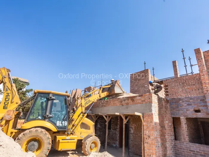 Flat/Apartment for Sale in Aspindale Park, Harare