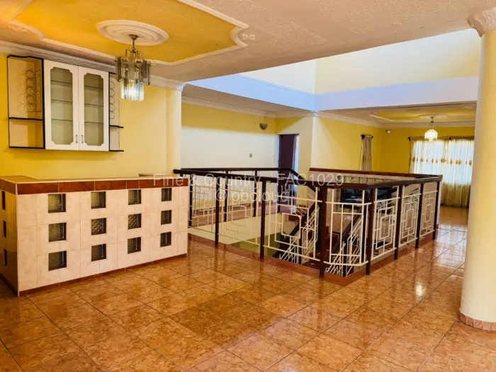 4 Bedroom House to Rent in Emerald Hill