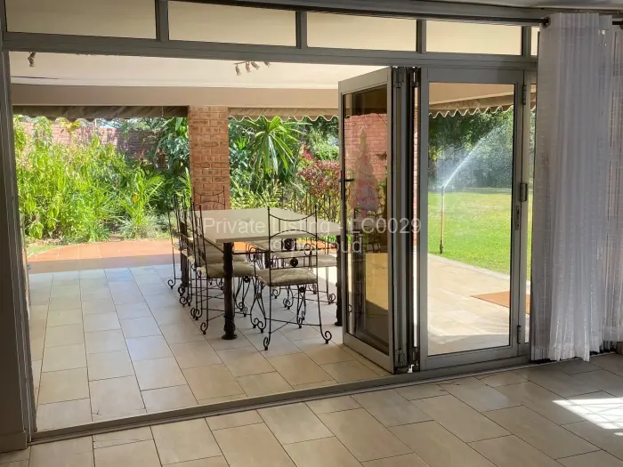 2 Bedroom Cottage/Garden Flat to Rent in Chisipite, Harare