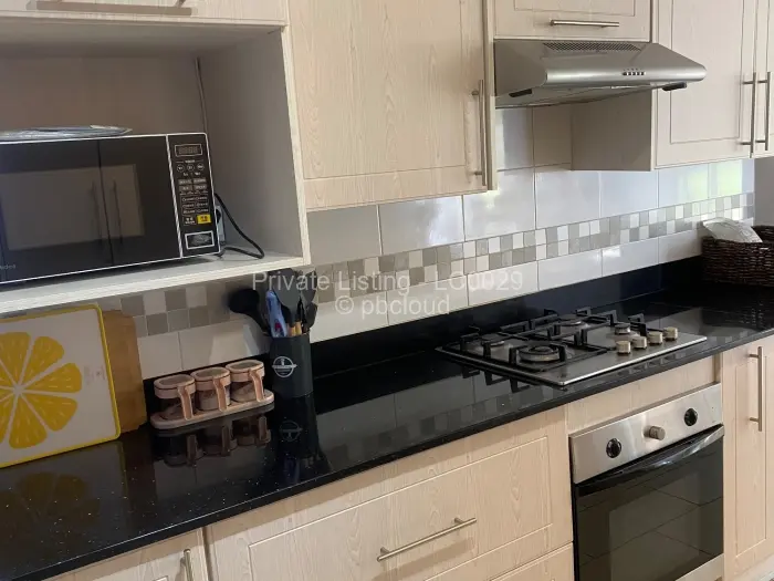 2 Bedroom Cottage/Garden Flat to Rent in Chisipite, Harare