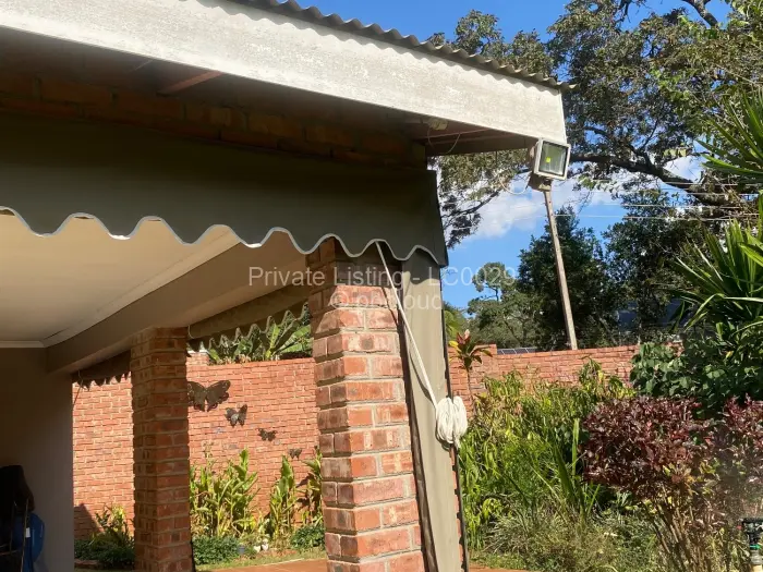 2 Bedroom Cottage/Garden Flat to Rent in Chisipite, Harare