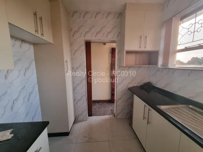 Flat/Apartment to Rent in Avenues