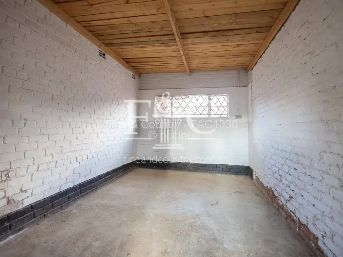 Warehouse/Industrial for Sale in Bluff Hill, Harare