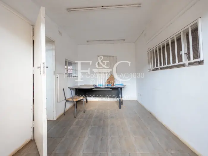 Warehouse/Industrial for Sale in Bluff Hill, Harare