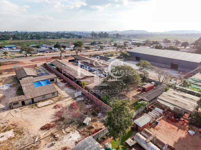 Warehouse/Industrial for Sale in Bluff Hill, Harare