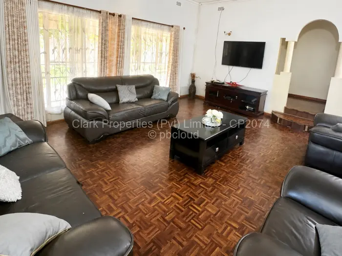 4 Bedroom House for Sale in Chiredzi, Chiredzi