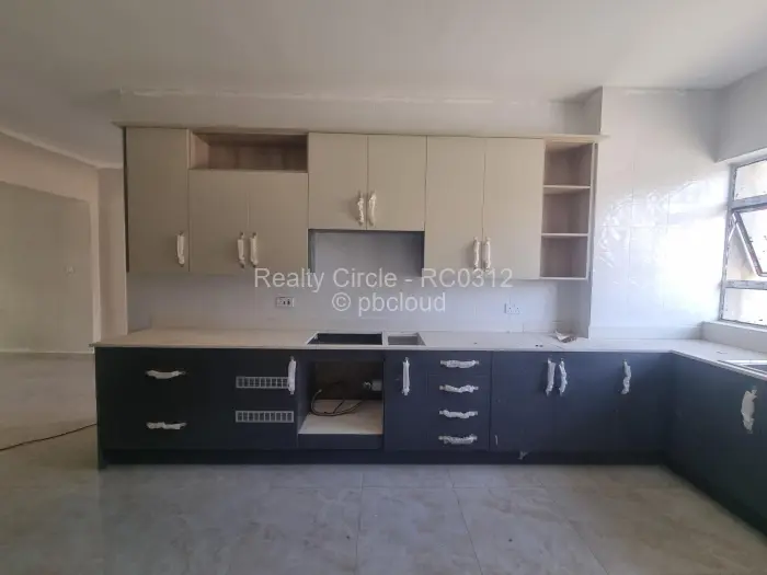 Townhouse/Cluster to Rent in Marlborough