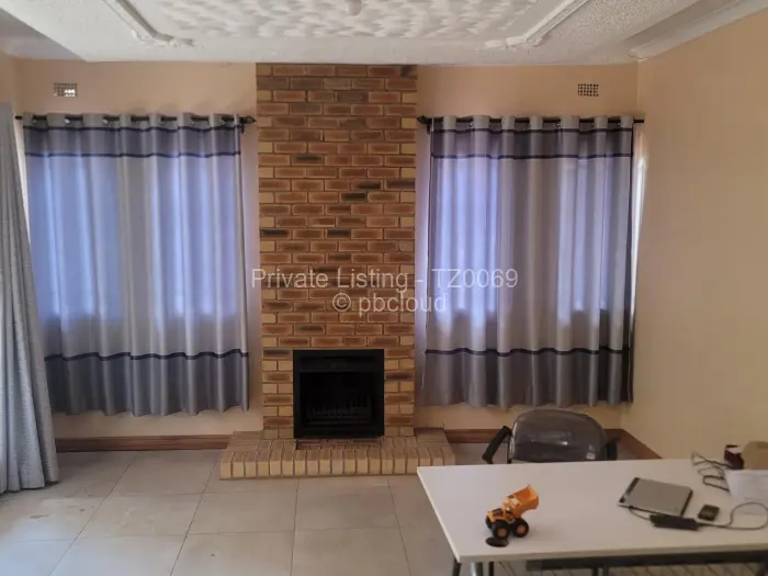 4 Bedroom House to Rent in Bluff Hill, Harare
