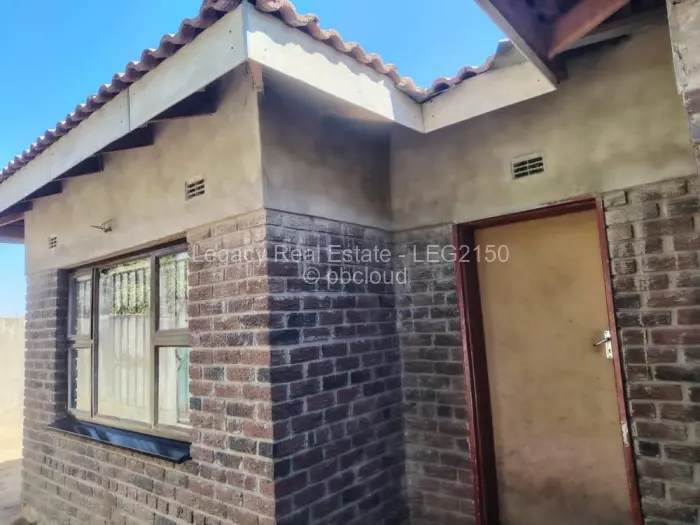 4 Bedroom House to Rent in Waterfalls