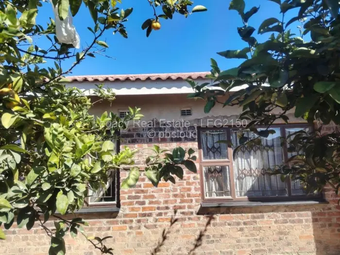 4 Bedroom House to Rent in Waterfalls