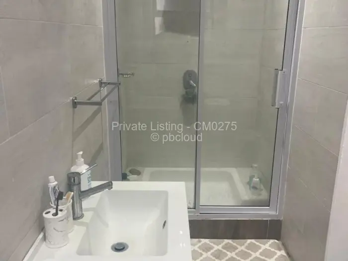 3 Bedroom Cottage/Garden Flat to Rent in Arlington