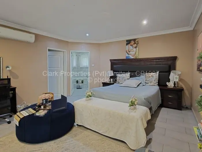 4 Bedroom House to Rent in Marlborough