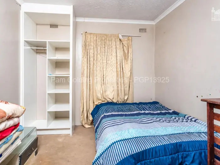 5 Bedroom House for Sale in Zimre Park, Harare