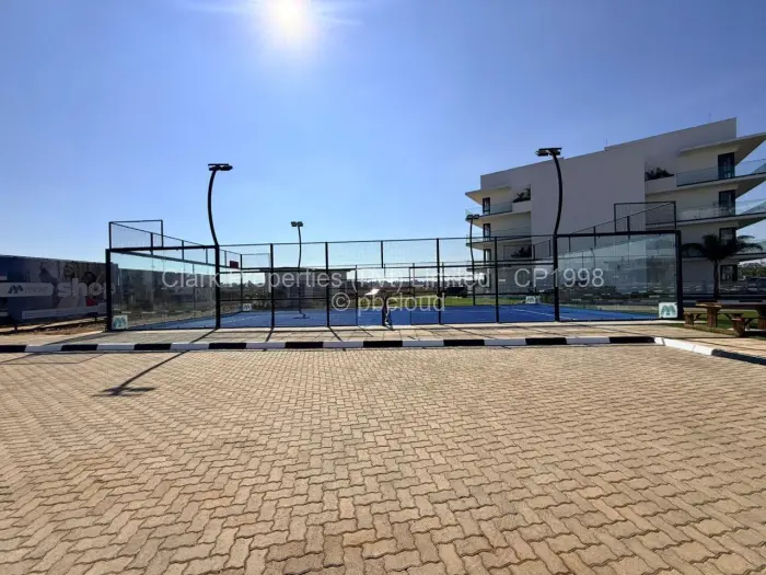 Flat/Apartment to Rent in Borrowdale West
