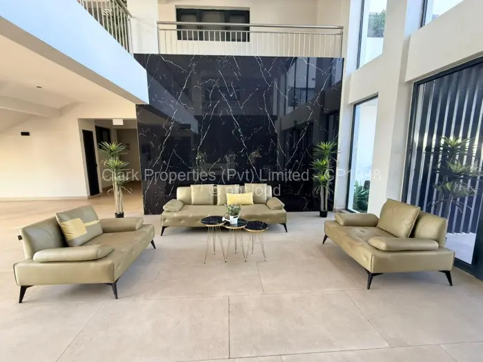 Flat/Apartment to Rent in Borrowdale West