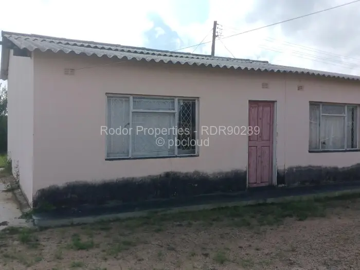 3 Bedroom House for Sale in Willsgrove, Bulawayo