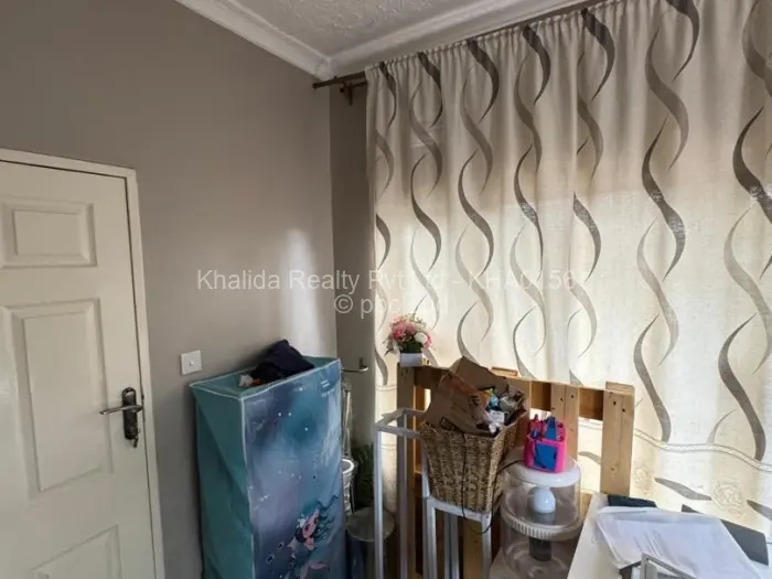 4 Bedroom House to Rent in Madokero Estates, Harare