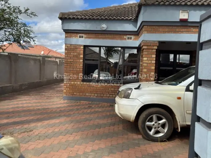 4 Bedroom House to Rent in Madokero Estates, Harare