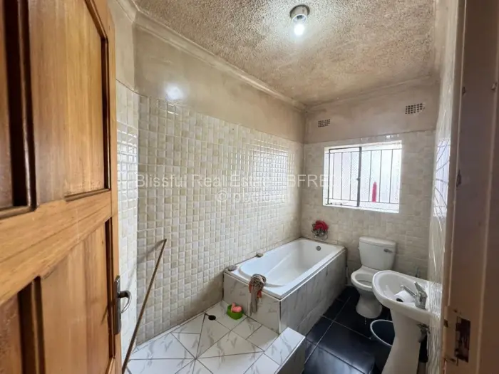 4 Bedroom House for Sale in Sunway City, Harare