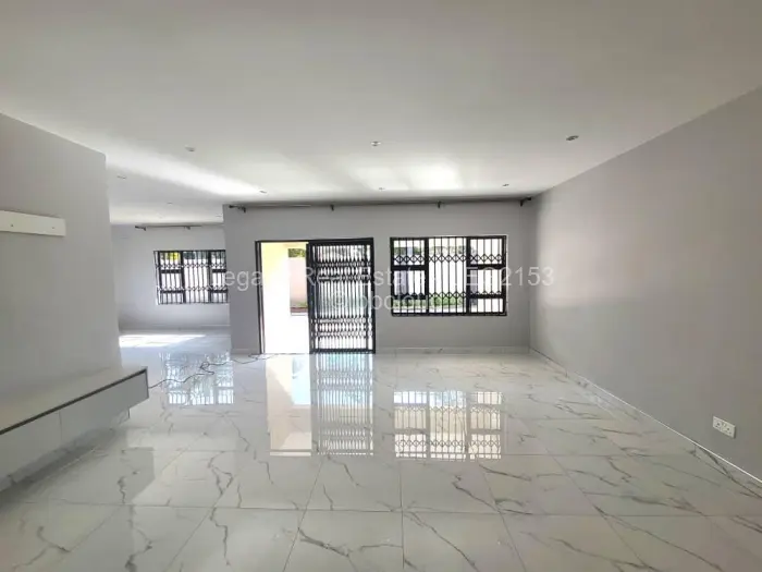 3 Bedroom House to Rent in Bluff Hill