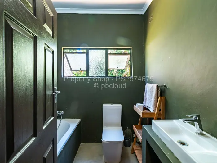 5 Bedroom House for Sale in Pomona, Harare