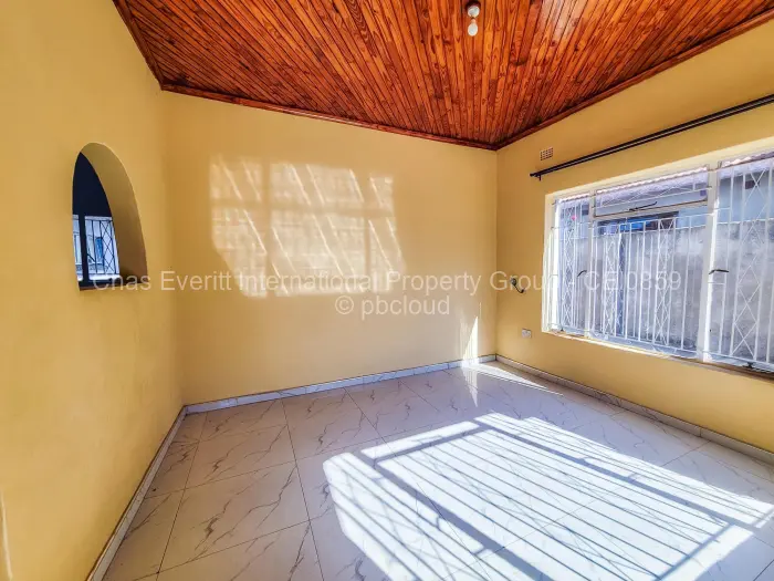 3 Bedroom House for Sale in Marlborough, Harare