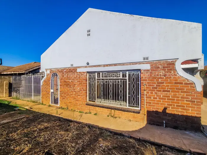 3 Bedroom House for Sale in Marlborough, Harare
