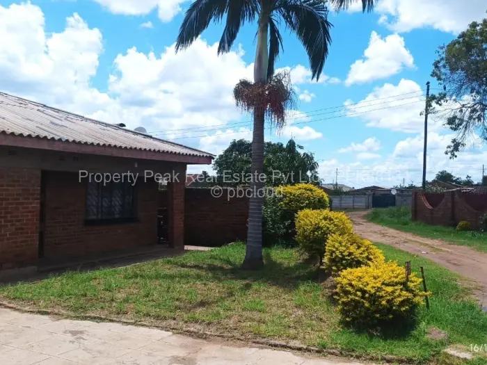 4 Bedroom House for Sale in Crowborough, Harare